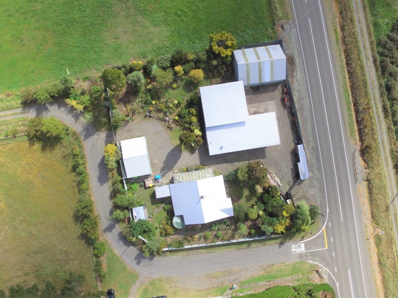 10 Te Awe Awe Road, Rangiotu - Carousel 2