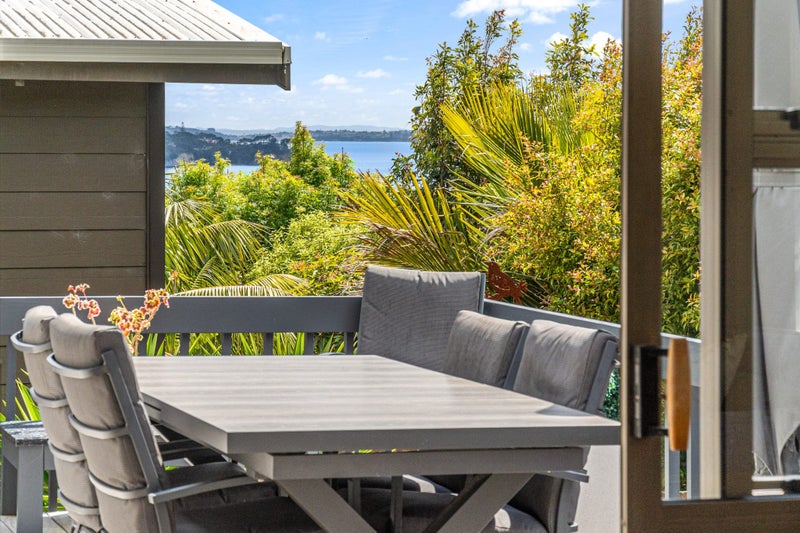 2/6 Rothesay Bay Road, Rothesay Bay, Auckland - Carousel 48