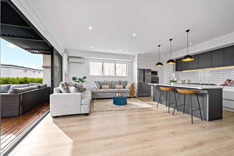 10 Frances Bryers Road, Hobsonville, Auckland - Carousel 2