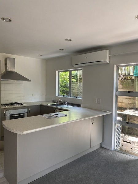 64 Sartors Avenue, Browns Bay, Auckland - Carousel 1