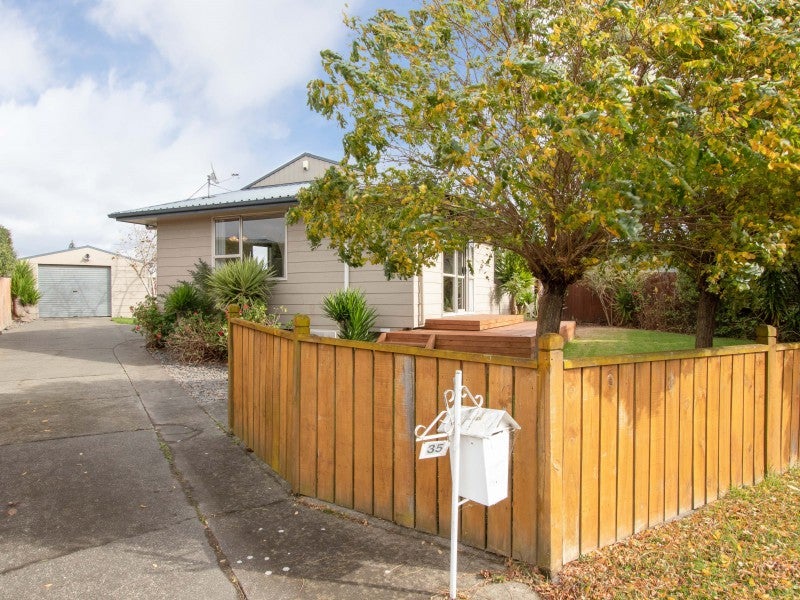 35 Duckworth Crescent, Greenmeadows, Napier - Carousel 18