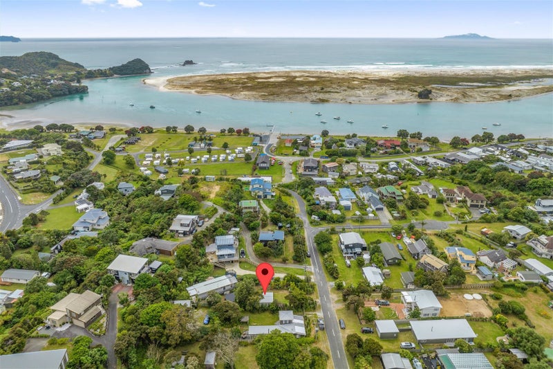 35 Olsen Avenue, Mangawhai Heads, Mangawhai - Carousel 2