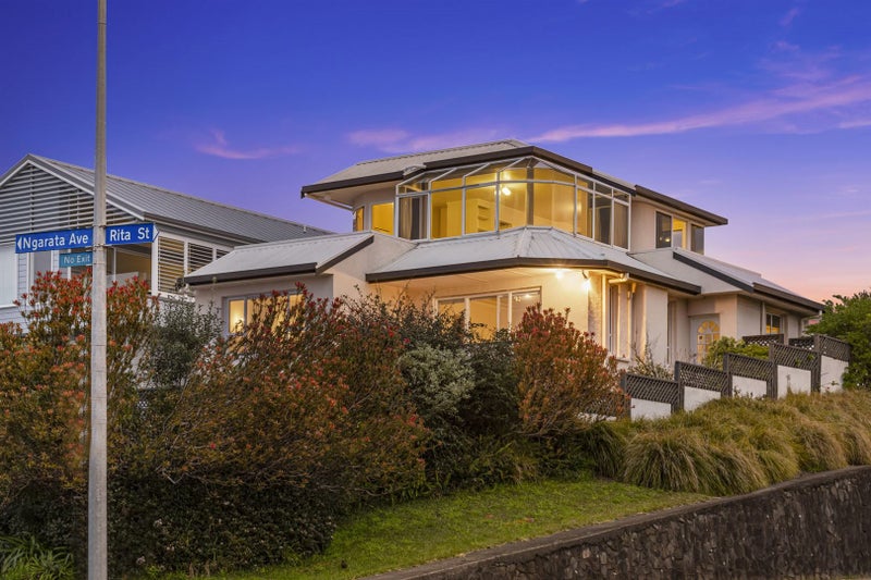 2 Ngarata Avenue, Mount Maunganui, Mount Maunganui - Carousel 2