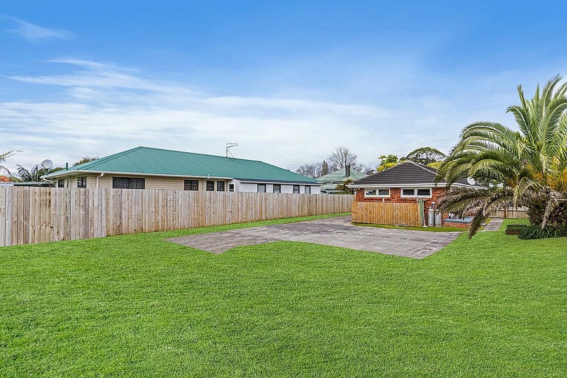 2/0 Middlemore Road, Otahuhu, Auckland - Carousel 15