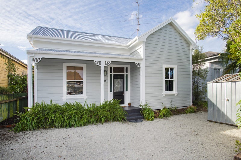 469 Palmerston Road, Te Hapara, Gisborne - Carousel 1