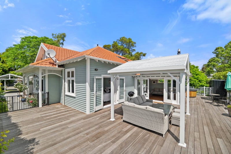 21 Locarno Street, Opawa, Christchurch - Carousel 2