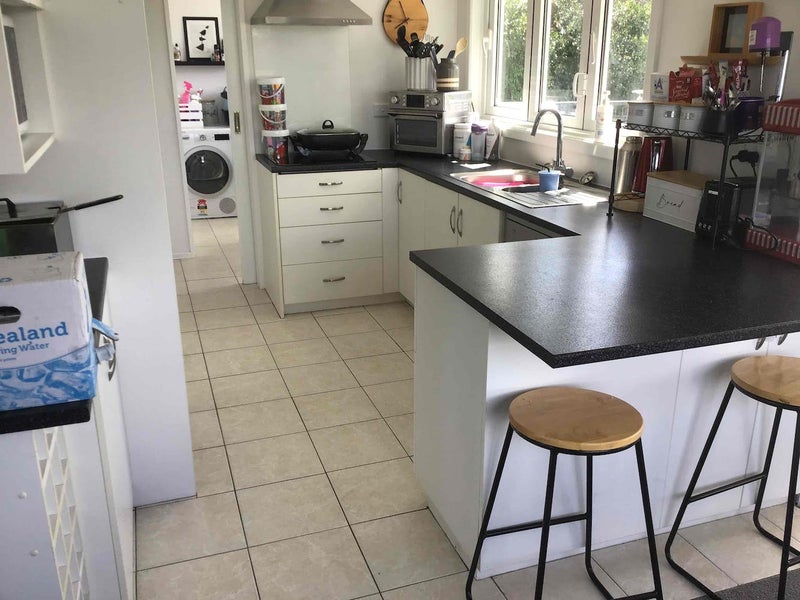 35 Inlet View, Titahi Bay, Porirua - Carousel 2