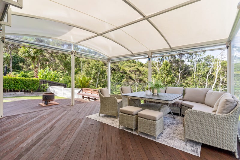 20 Capilano Place, Glenfield, Auckland - Carousel 2