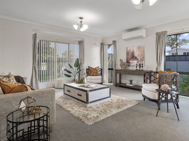 1 Pembroke Drive, Bethlehem, Tauranga - Carousel 1