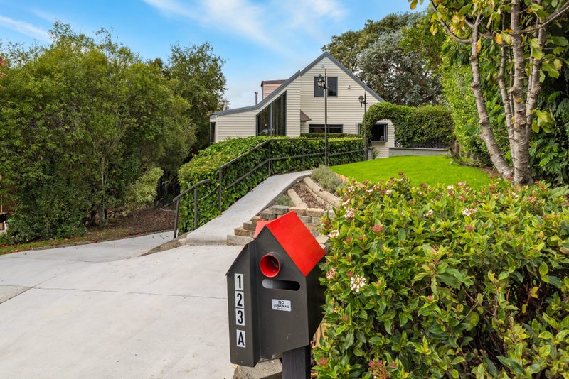 123A Ravensdale Rise, Westmorland, Christchurch - Carousel 1