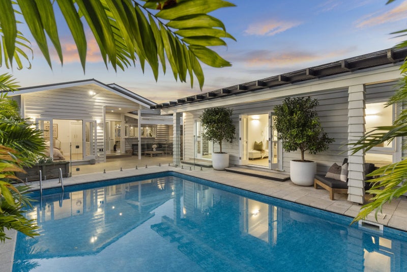 12 Oban Road, Westmere, Auckland - Carousel 2