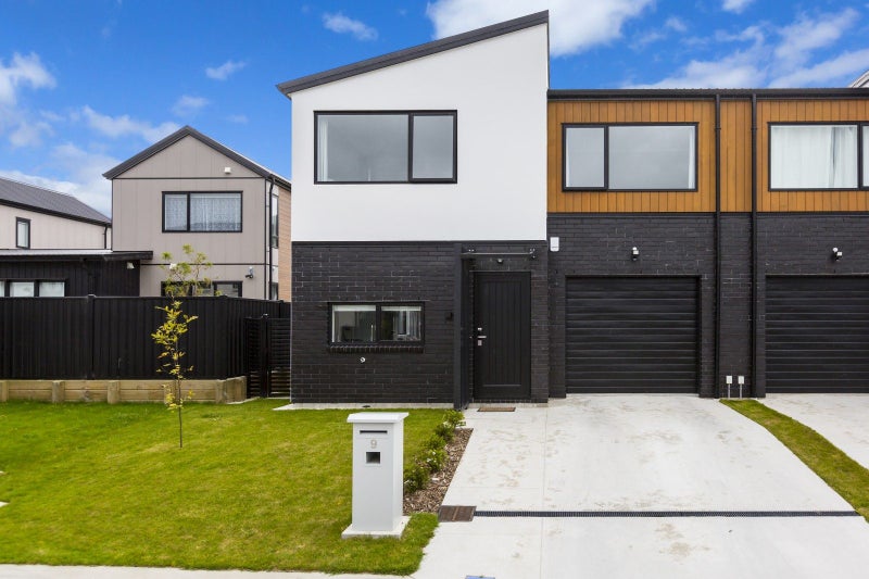 9 Balmerino Lane, Wallaceville, Upper Hutt - Carousel 2