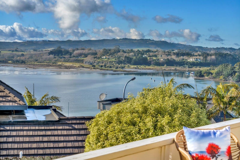 23 Callender Place, Shelly Park, Auckland - Carousel 27