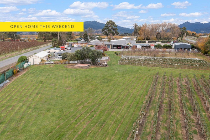 22 Murrays Road, Blenheim - Carousel 1