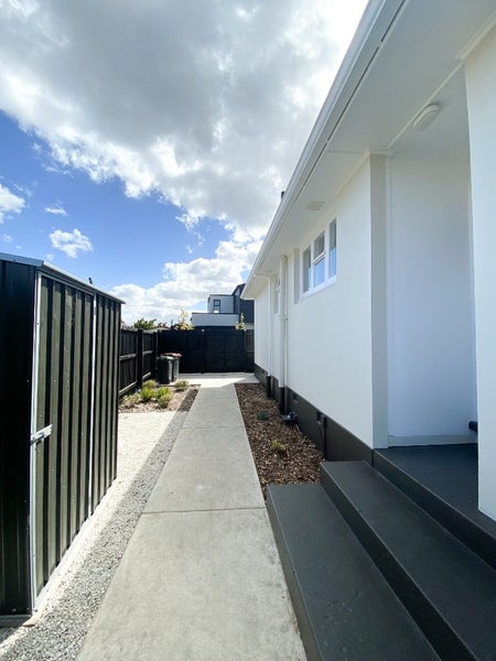 2/61 Marshland Road, Shirley, Christchurch - Carousel 11