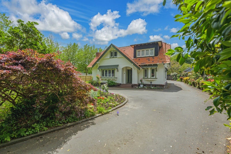 207 Victoria Avenue, Hokowhitu, Palmerston North - Carousel 1