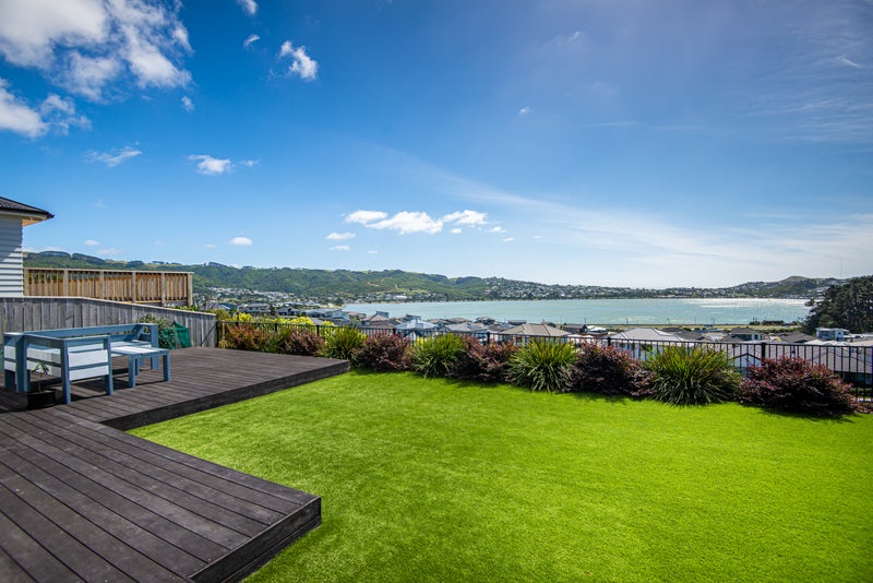 22 Waitaria Terrace, Aotea, Porirua - Carousel 1