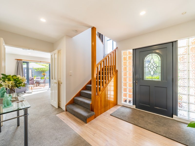 24 Mccarthy Grove, Clouston Park, Upper Hutt - Carousel 2