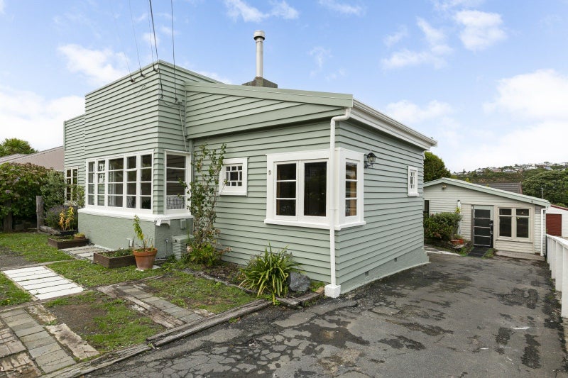 5 Morgan Street, Johnsonville, Wellington - Carousel 1