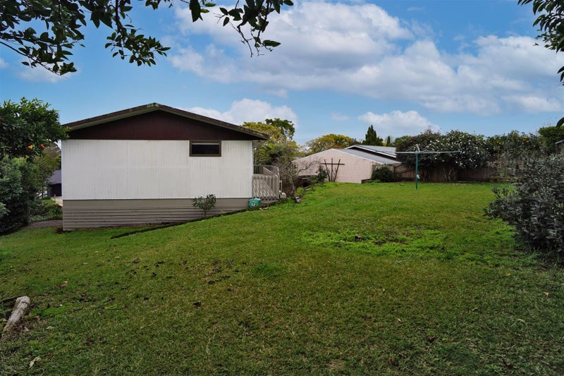 46 Challinor Street, Pukete, Hamilton - Carousel 20
