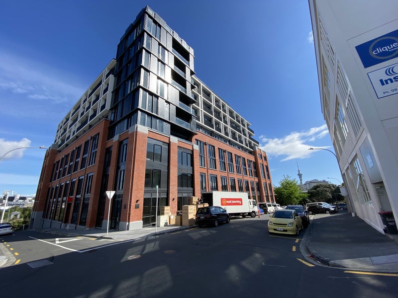 610/59 France Street South, Newton, Auckland - Carousel 1