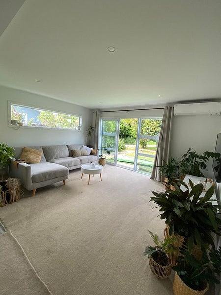 35 Moana Road, Plimmerton, Porirua - Carousel 2