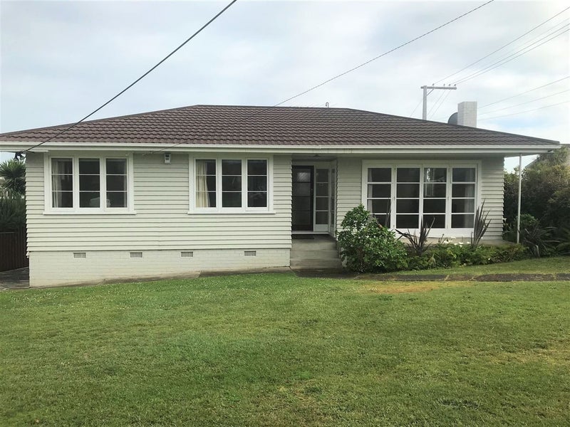 76 Pupuke Road, Hillcrest, Auckland - Carousel 2
