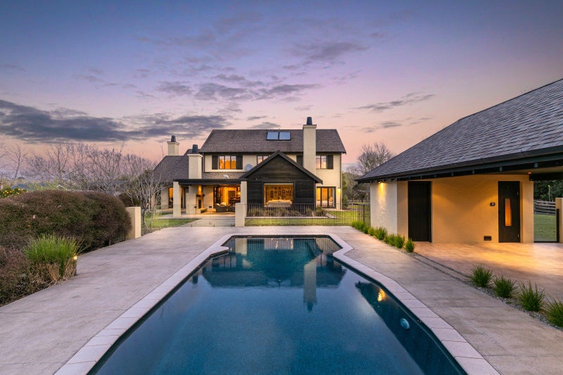 153 Bawden Road, Albany - Carousel 1