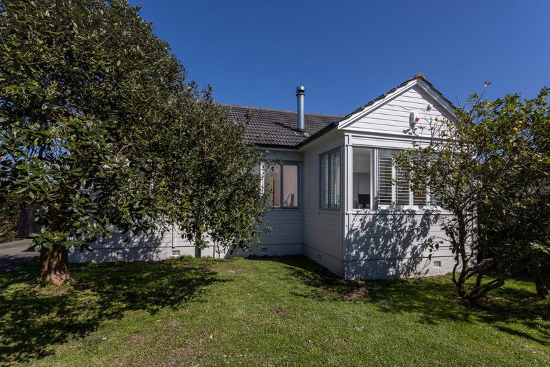 37 Gifford Avenue, Wesley, Auckland - Carousel 2