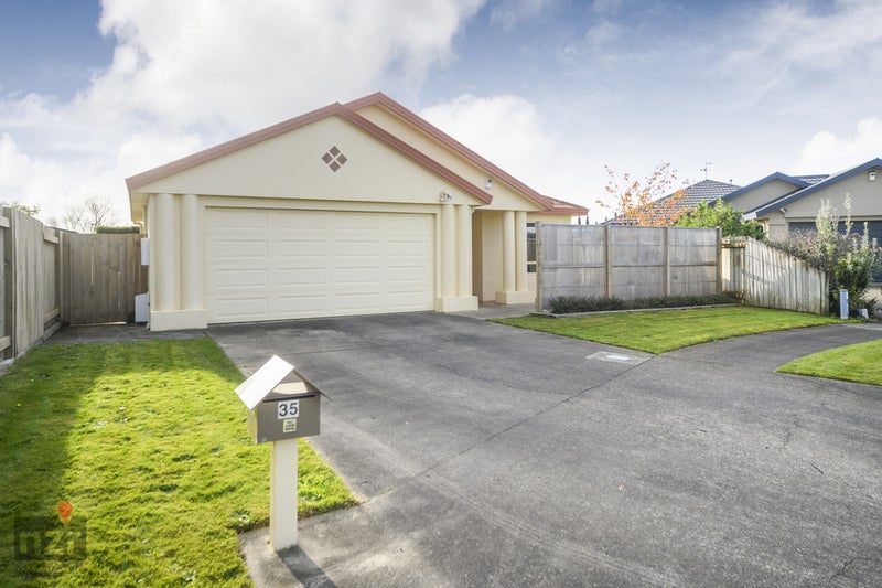 35 Logan Way, Kelvin Grove, Palmerston North - Carousel 20