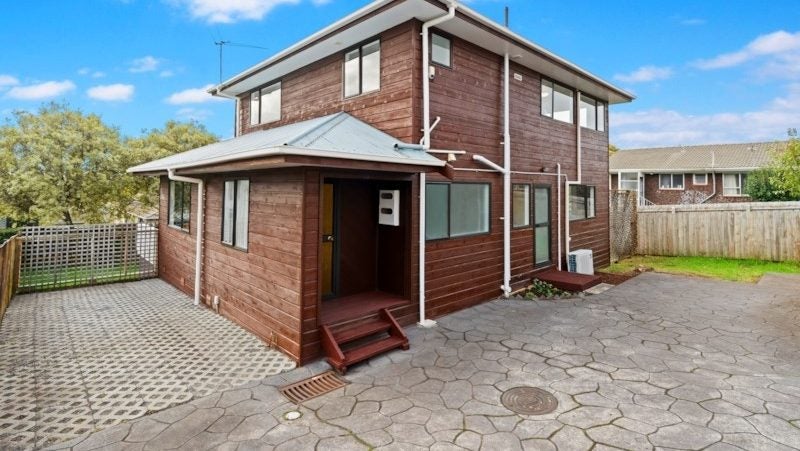 22A Seaview Terrace, Mount Albert, Auckland - Carousel 1