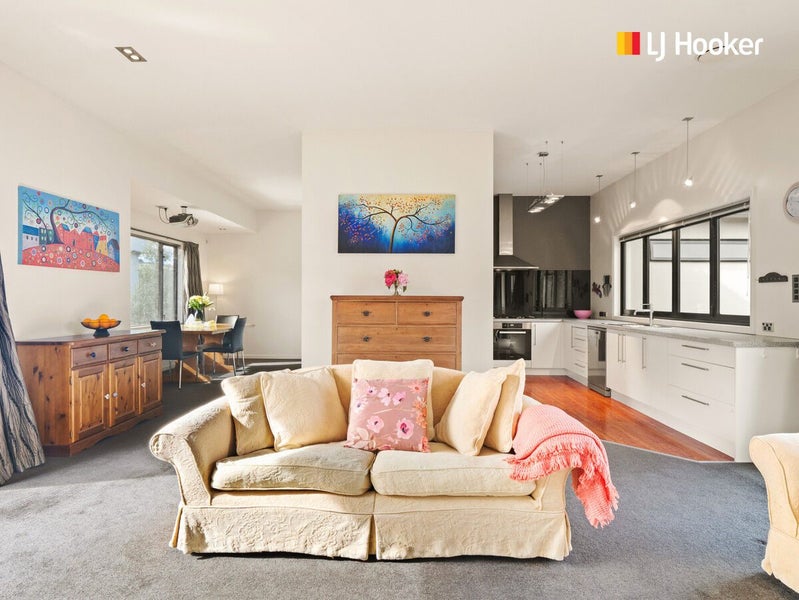 9 Craddock Place, Waldronville, Dunedin - Carousel 1