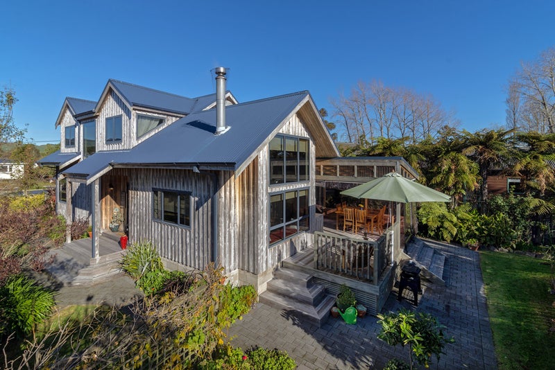 15A Holden Avenue, Holdens Bay, Rotorua - Carousel 1