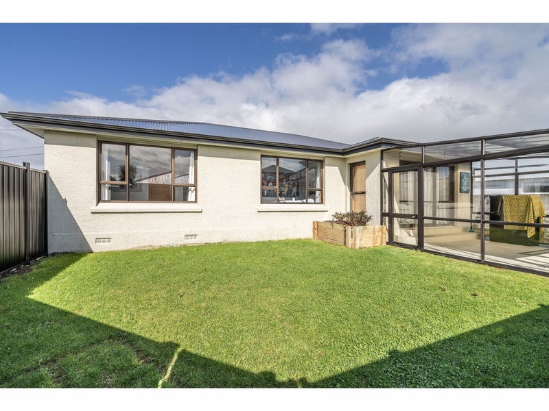 32A Holloway Street, Waikiwi, Invercargill - Carousel 1