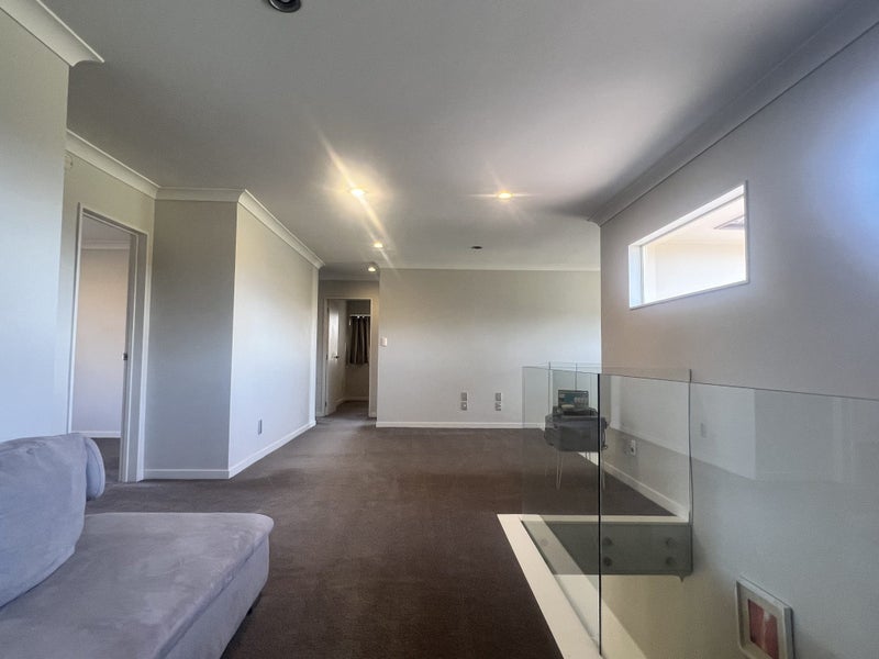 1 Soljans Place, Flat Bush, Auckland - Carousel 23