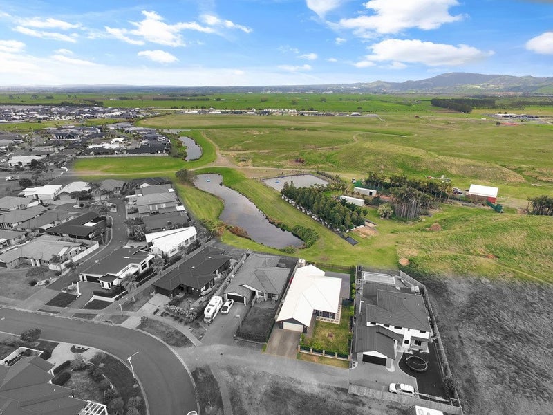 39 Montia Close, Papamoa Beach, Papamoa - Carousel 38