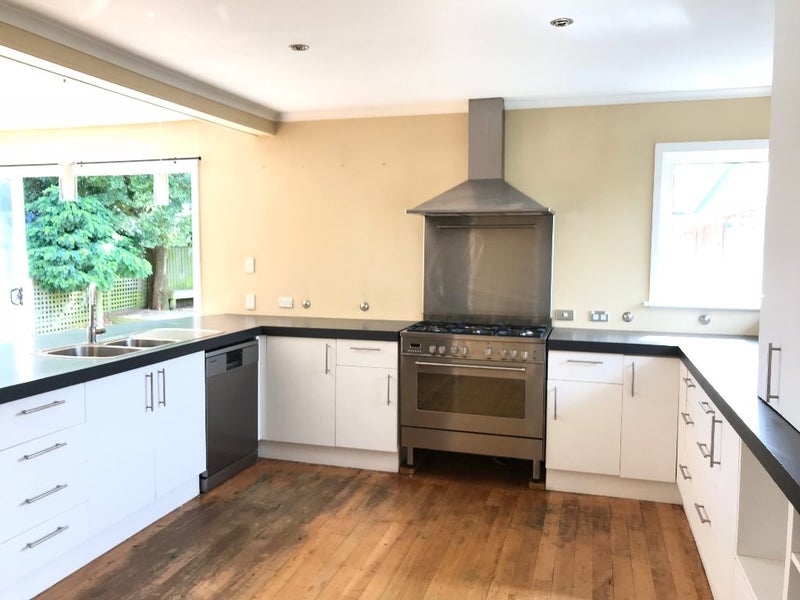 38B Avonhead Road, Avonhead, Christchurch - Carousel 2