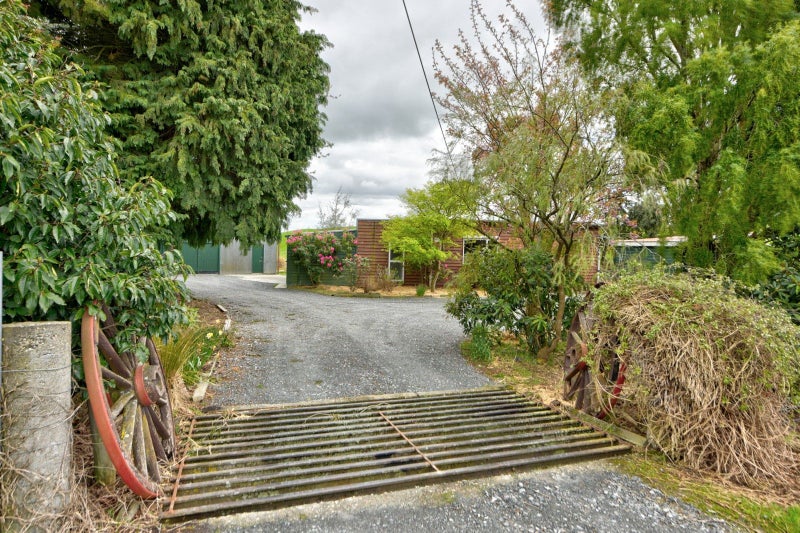 53 Pinnacle Road, Whiterigg, Gore - Carousel 2