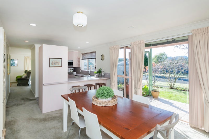 2 Ruth Street, Riverdale, Gisborne - Carousel 2