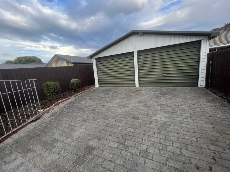 32 Avonhead Road, Avonhead, Christchurch - Carousel 49