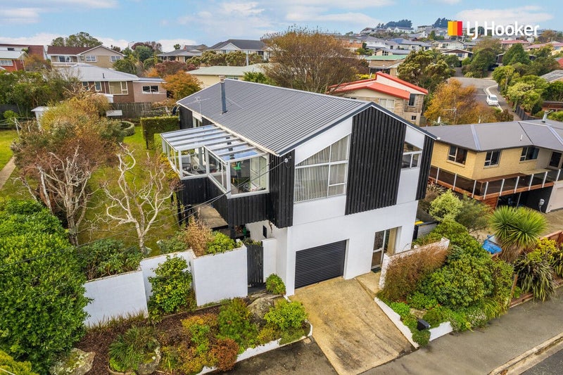 30 Scobie Road, Waverley, Dunedin - Carousel 1