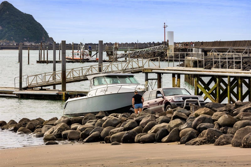 38D Breakwater Road, Moturoa, New Plymouth - Carousel 33