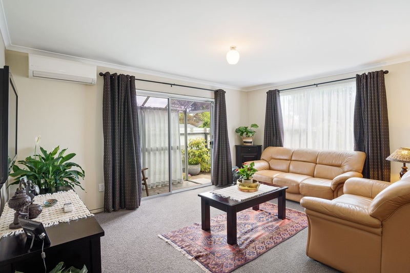 2/148 Beach Road, North New Brighton, Christchurch - Carousel 2