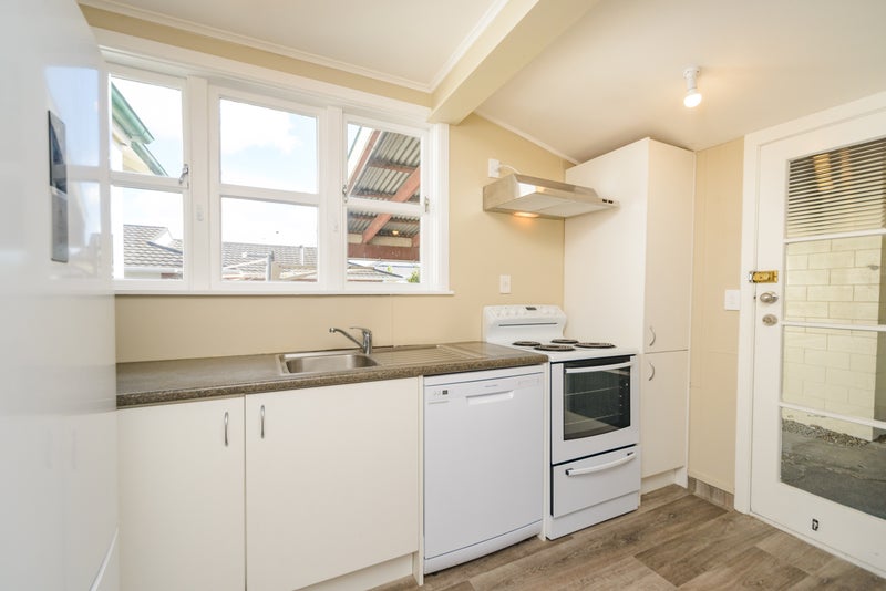 7A WORCESTER ST, West End, Palmerston North - Carousel 2