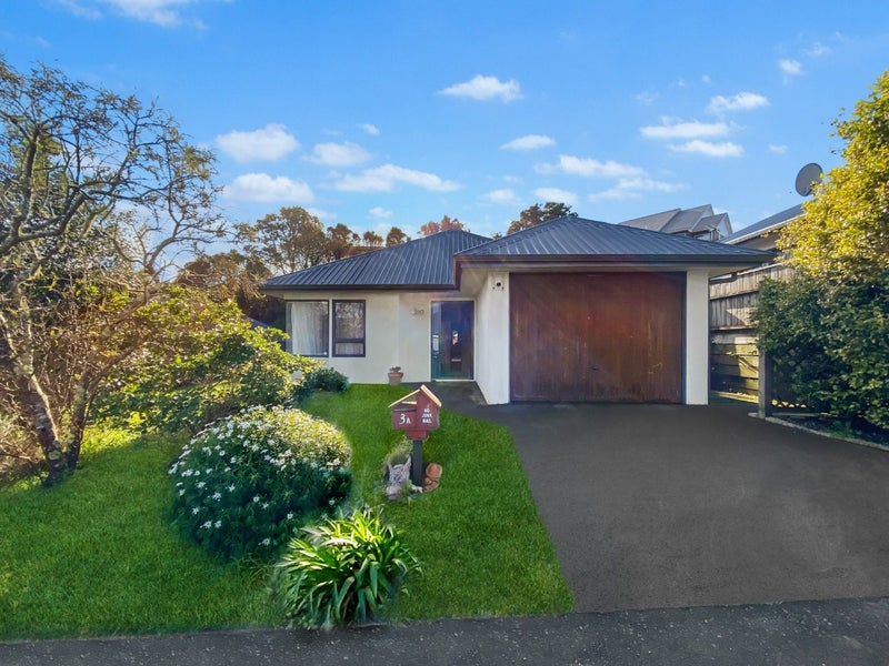 3A Peter Button Place, Johnsonville, Wellington - Carousel 1