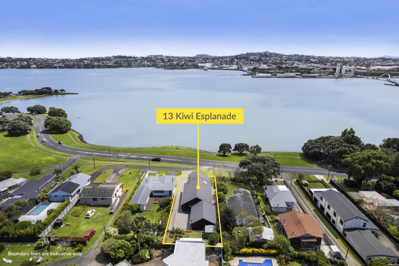 13 Kiwi Esplanade, Mangere Bridge, Auckland - Carousel 1