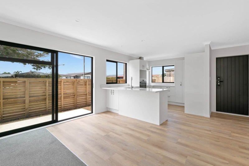 240B Centreway Road, Orewa, Orewa - Carousel 2