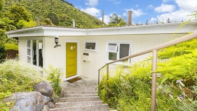 12 Black Beech Street, Birchville, Upper Hutt - Carousel 1
