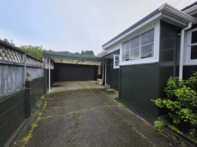 33 Compton Crescent, Taita, Lower Hutt - Carousel 2