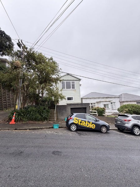 20 Stoke Street, Newtown, Wellington - Carousel 23